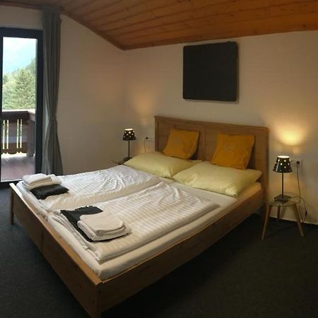 צל-אם-זי Landhaus Marlies Apartments מראה חיצוני תמונה