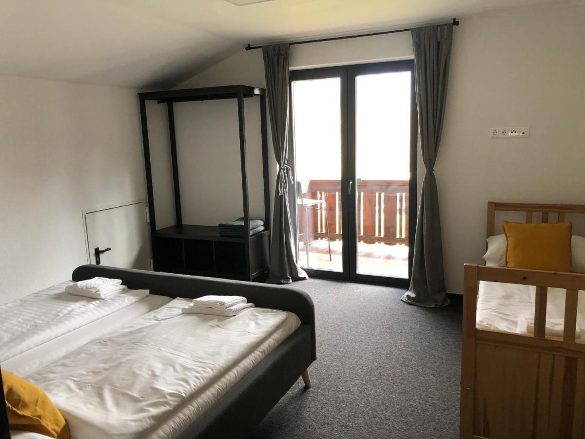 צל-אם-זי Landhaus Marlies Apartments מראה חיצוני תמונה