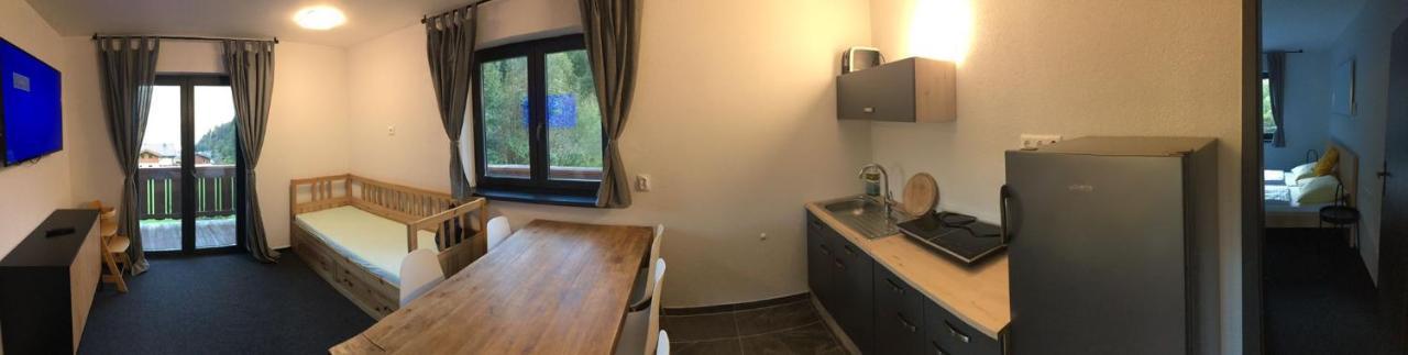 צל-אם-זי Landhaus Marlies Apartments מראה חיצוני תמונה