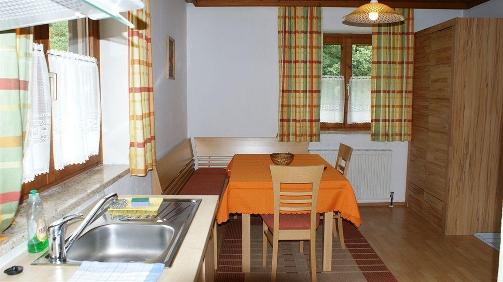 צל-אם-זי Landhaus Marlies Apartments מראה חיצוני תמונה